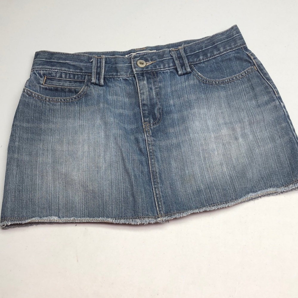 VINTAGE OLD NAVY ULTRA LOW WAIST JEAN SKIRT 8/29 ⭐️